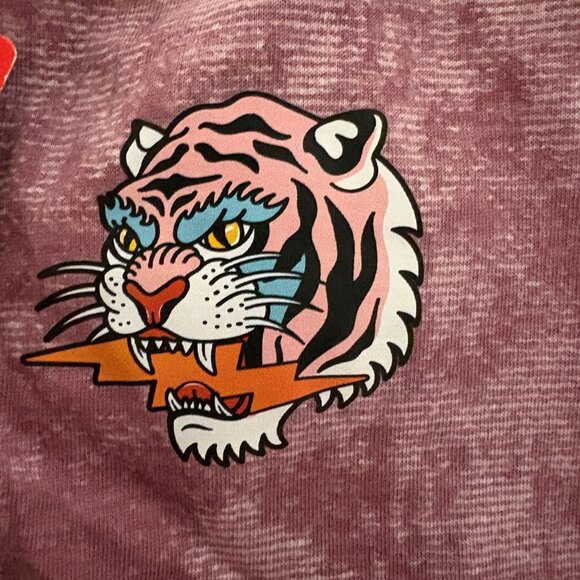 Reddy Mauve Dog T-Shirt Tiger Design Size Medium 16-18in D-Ring Portal NEW - Picture 2 of 6